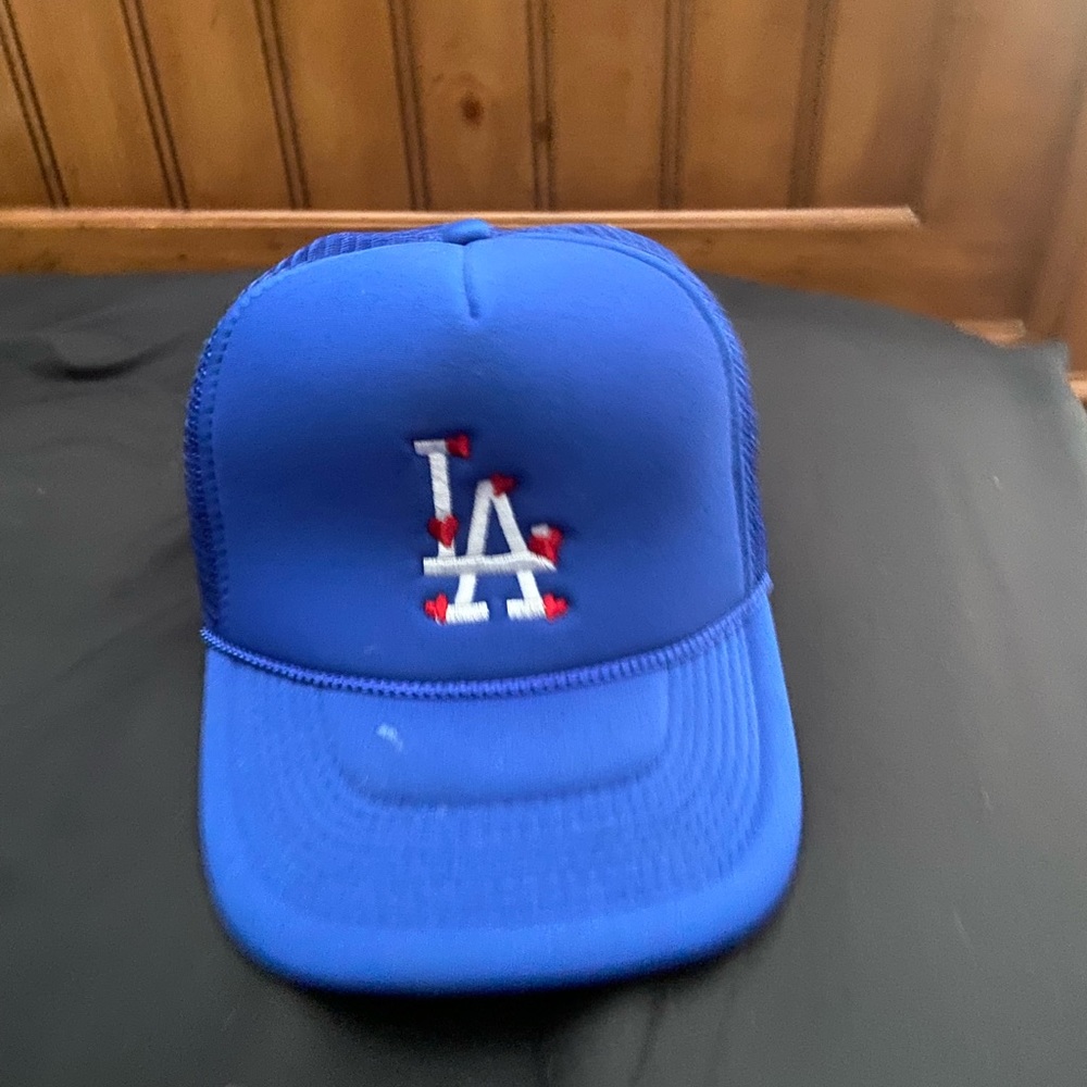 Trucker hat